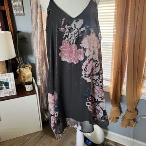 Floral Sleeveless Dress - Black and Pink